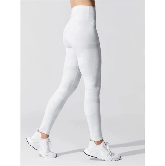 White Camo Alo Yoga Leggings - Picture 2 of 6